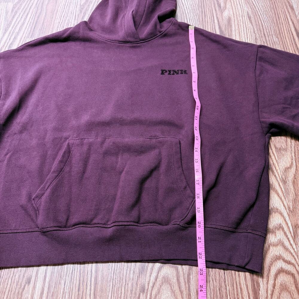Victoria’s Secret Pink Burgundy Boxy Varsity Hoodie M Academia Preppy Off-Duty - Picture 6 of 6